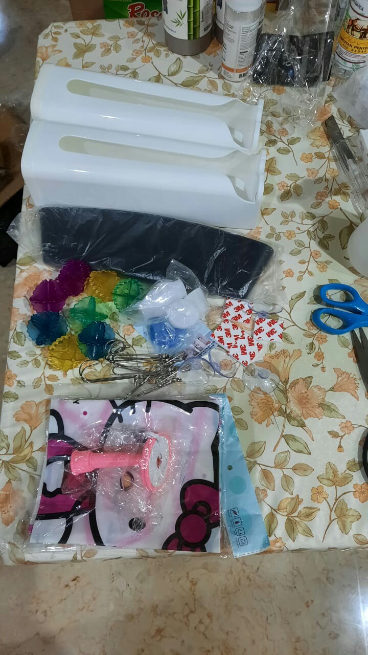 Celemek Dapur Plastik / Apron Masak Aneka Karakter Lucu Waterproof