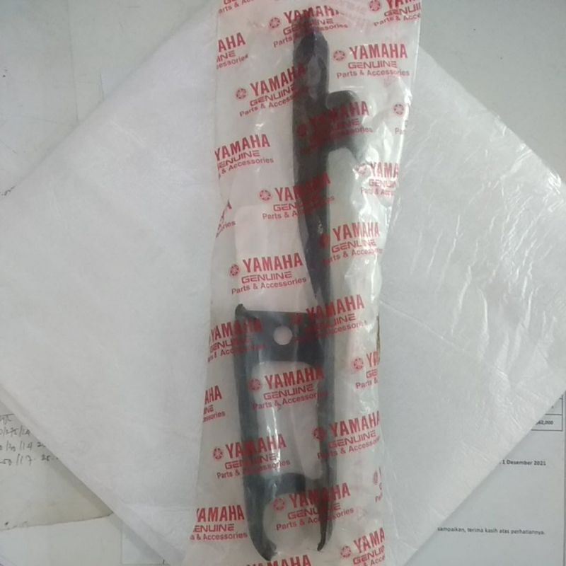 KARET TATAKAN BANTALAN TAHANAN RANTAI SEAL, GUARD (2PK1) YZF R15 LAMA 1CK-F2151-00 ORIGINAL