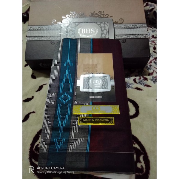 Kain sarung BHS lawas