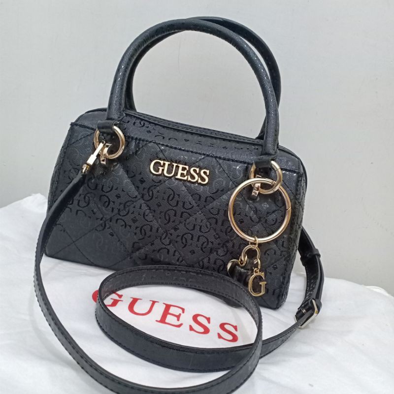 Tas Guess Wilona Speedy ORI counter