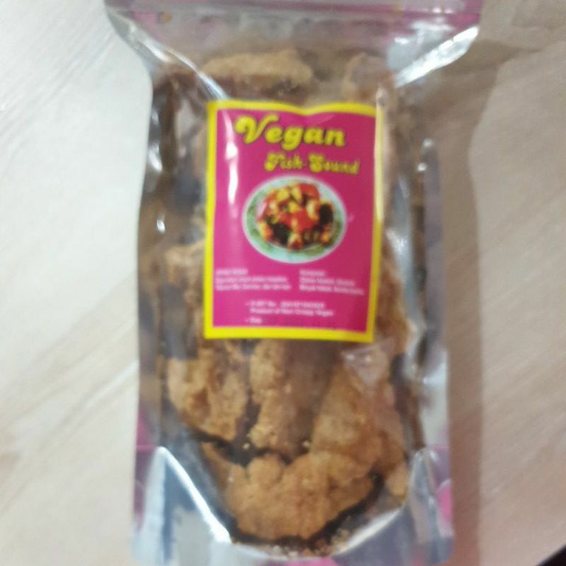 

kupuk kulit/fish sound vegetarian/vegan
