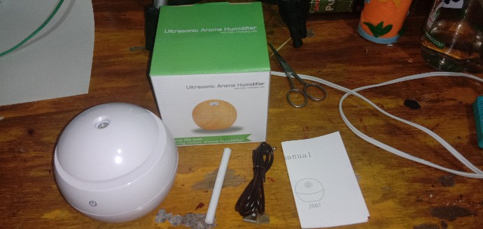 Pengharum Ruangan Elektrik Aromatherapy Air Humidifier Ultrasonic Desain Minimalis Bulat K-003-1