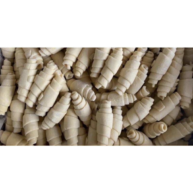 

Frozen Croissant Dough / Adonan Croissant Beku 30gram