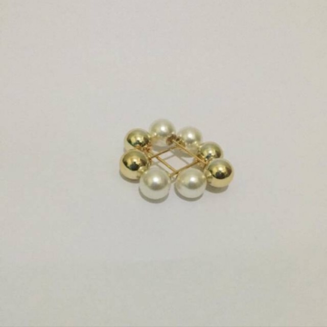 Tuspin mutiara / peniti hijab