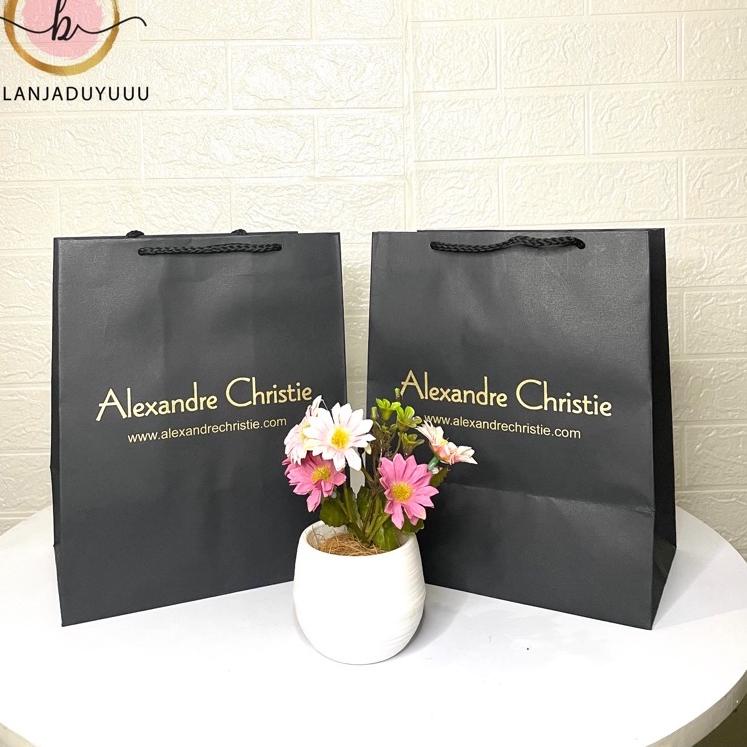 

Paling Laris!! Paper bag Alexandre Christie Hitam Paper Bag Kotak Jam Tangan 189KPCN