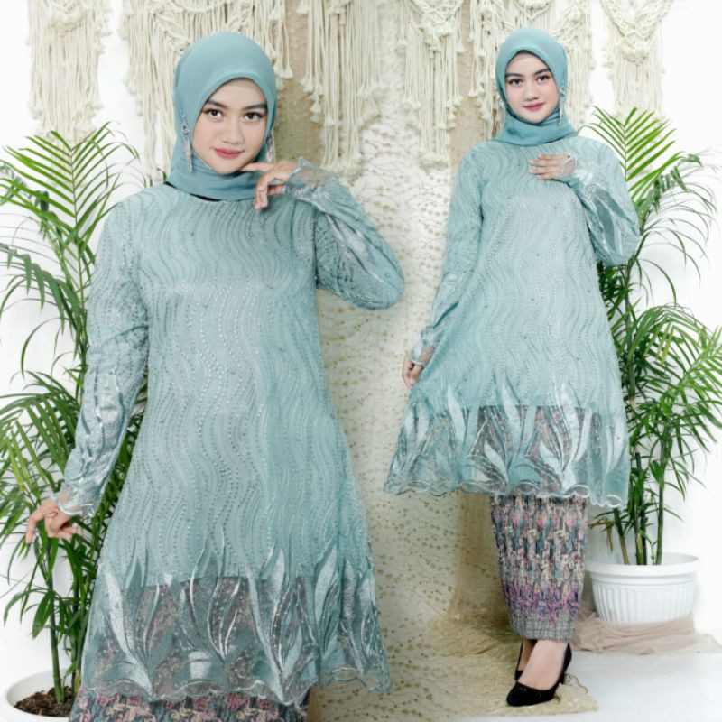 Kebaya Tunik Tradisional / Kebaya Modern / Kebaya Tunik / Kebaya Brukat / Kebaya / Kebaya Pesta