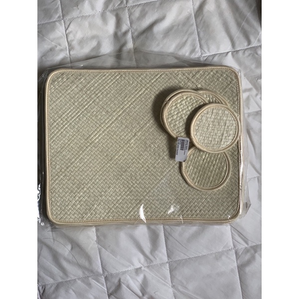 ALAS DINNER SET / TATAKAN PIRING DAN GELAS