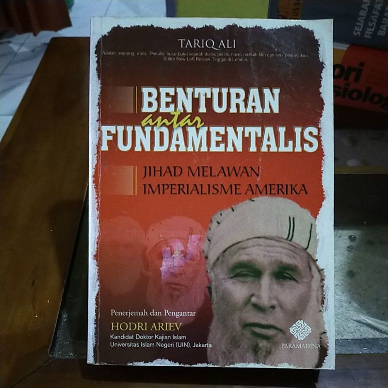 benturan antar fundamentalis Tariq ali