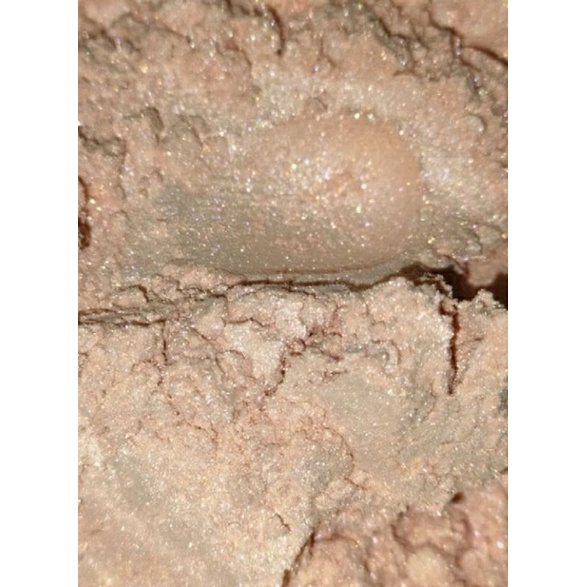 Shimer Henna Nude / Shimmer Henna Nude / Bedak Henna