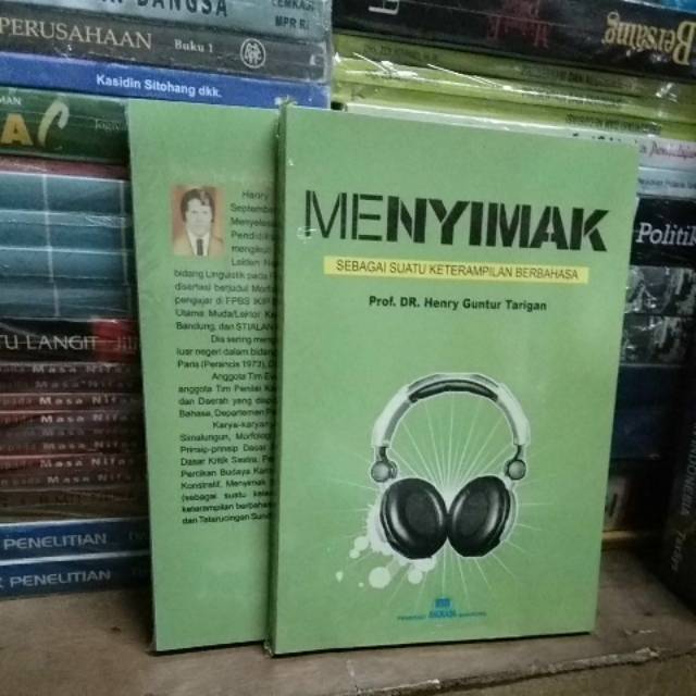 

MENYIMAK.sebagai suatu ketrampilan Berbahasa.