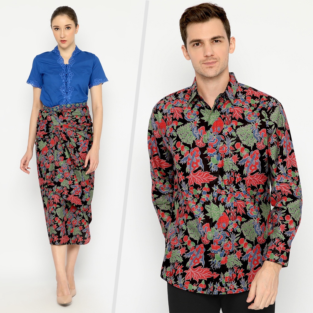 BATIK COUPLE KELUARGA Kemeja Rok Lilit Instan Batik Pria Lengan Panjang Premium Motif Ikan Koi Hitam 723612 Cap 72 - Baju Kemeja Atasan Pakaian Batik Couple Cople Pria Cowok Laki Laki Remaja Keluarga Lengan Panjang Modern Slimfit Premium Kekinian