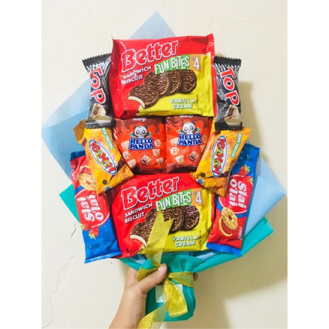 

BUKET WISUDA MURAH- Buket Snack Termurah Jakarta Size L