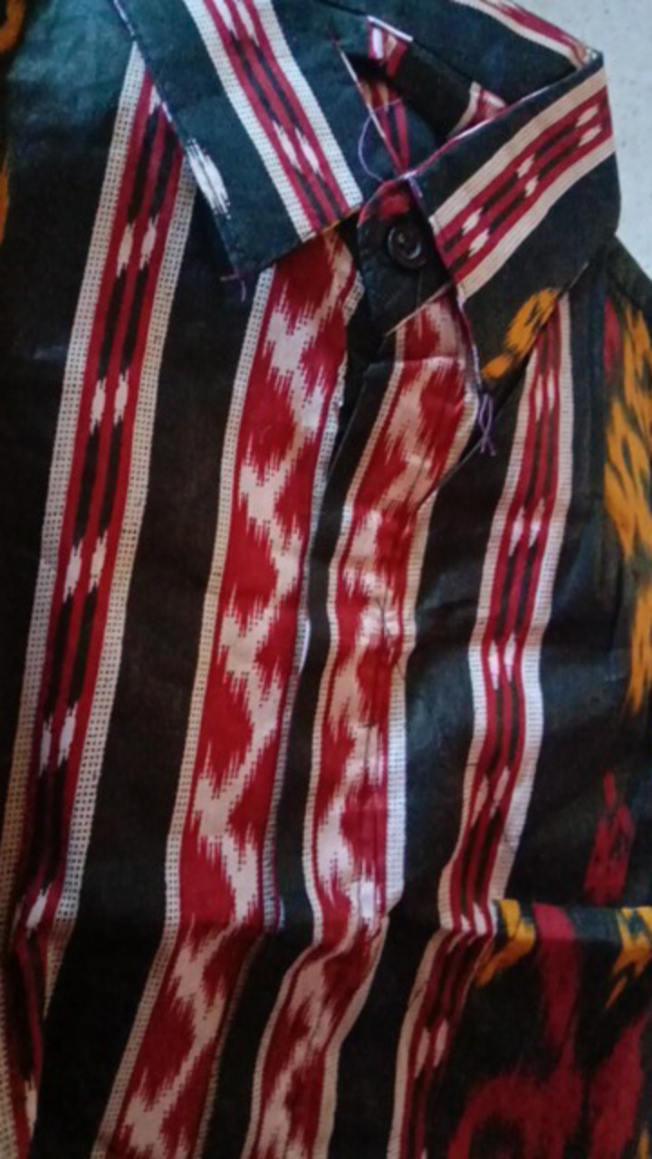 Batik Pria Lengan Pendek Motif Songket Tenun Merah Biru Batik Pekalongan Jawa Pria