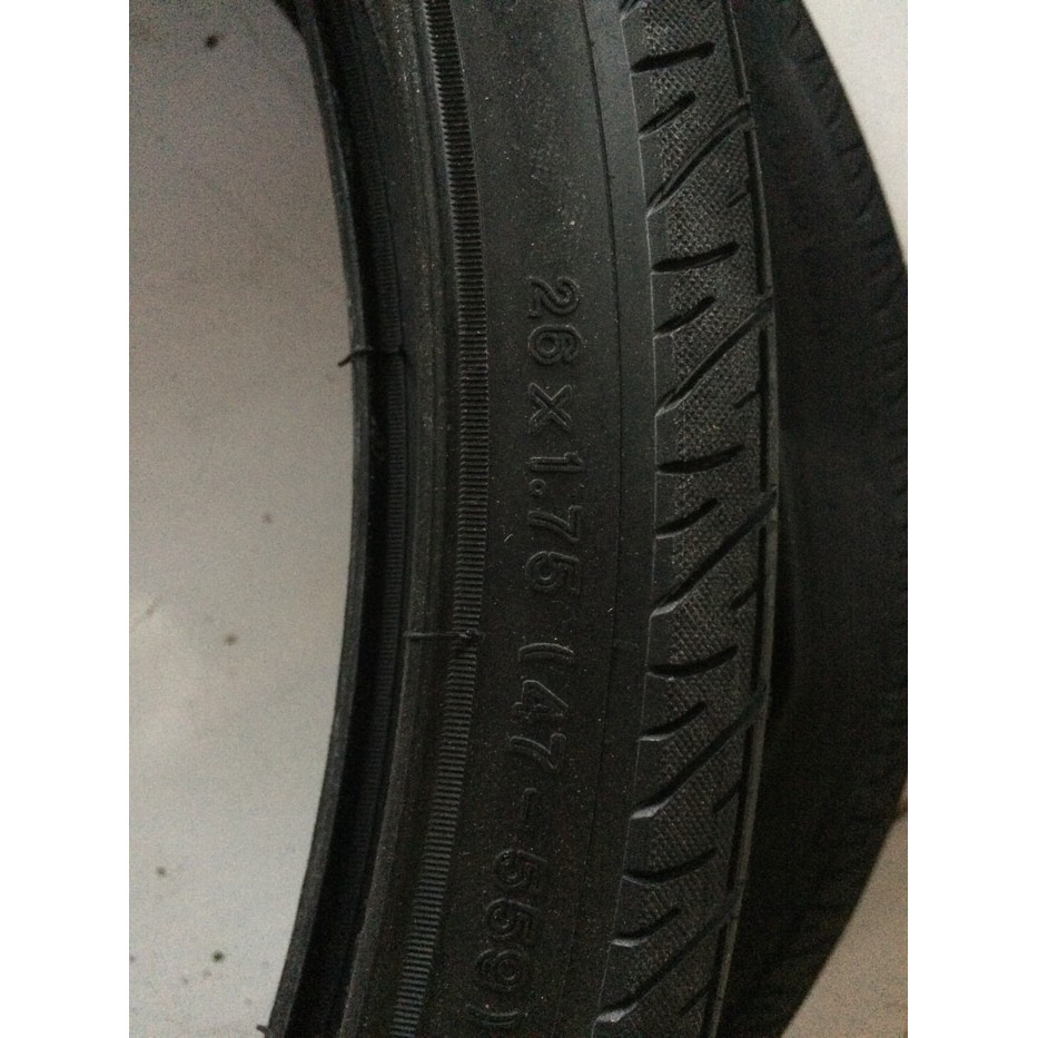 Ban luar sepeda merk united 26x1 75