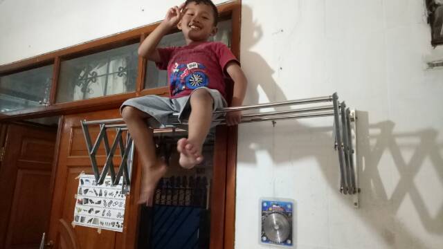 Jemuran Dinding Handuk 3 Palang Panjang 1 Meter