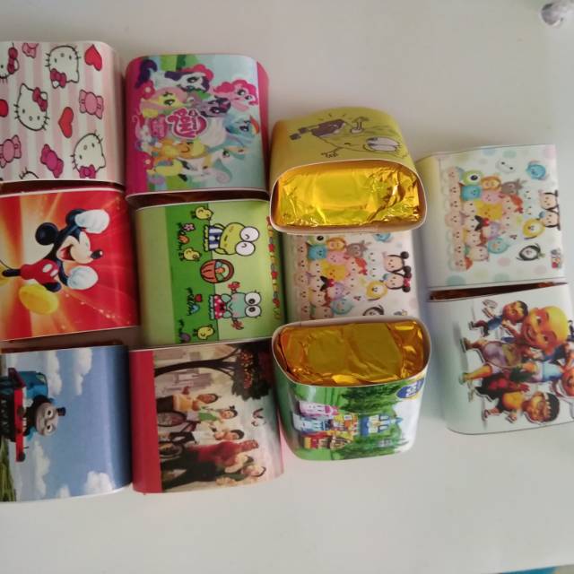 

Coklat karakter