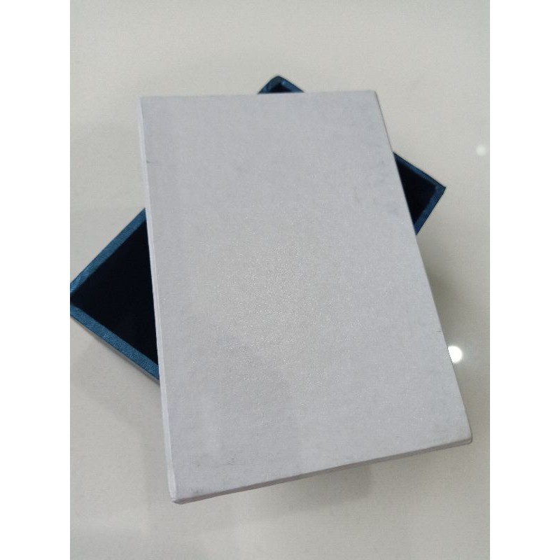 

Kotak Kado ukuran dalam 12x8x4