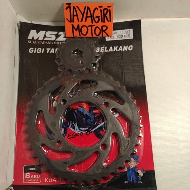 Gear Belakang Vega ZR 428 38T 39T 40T 42T 43T 45T 15T Gigi Tarik 428-39T 428-40T 428-15T 428-38T 428-42T 428-43T 428-45T Rantai Roda Chain Kit Chainkit Sprocket Gear Gearset Gir Jupiter MX Wheel Yamaha Asli Original YGP R New 38 39 40 42 43 45 15 T Mata-MSZ - 40T+15T