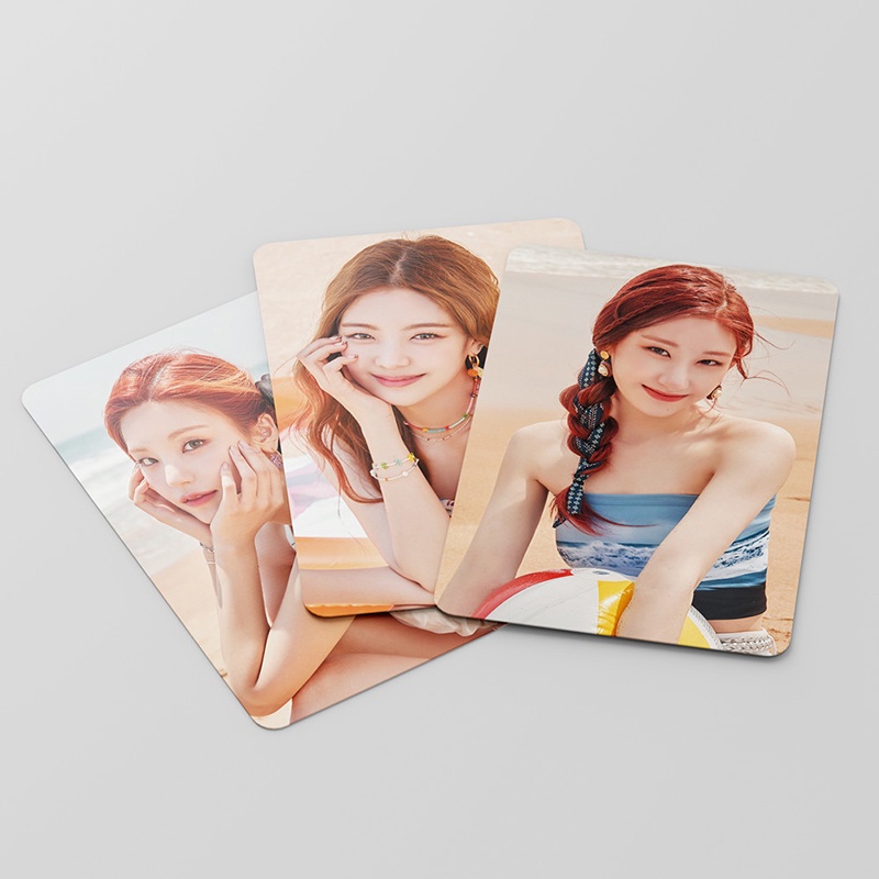 55pcs/box ITZY photocards CRAZY IN LOVE Album LOMO card Postcard ((In STOCK) Kpop fan