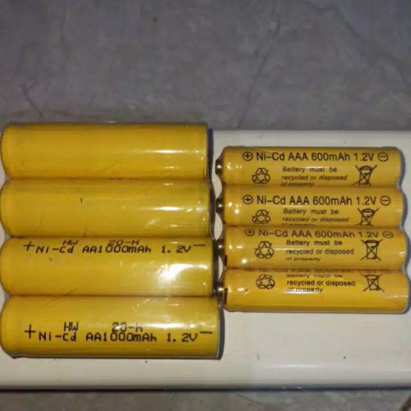 Harga per 4pcs Batere AA / AAA Rechargeable Battery AAA Baterai Charge AA Batre Charge