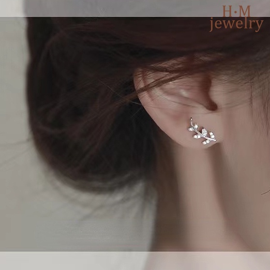 Anting Tusuk Sterling Silver 925 Desain Ranting Hias Berlian Gaya Simple Untuk Wanita