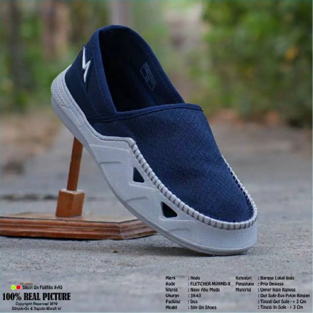 Sepatu Slip On Ando Fletcher Navy/Abu Muda