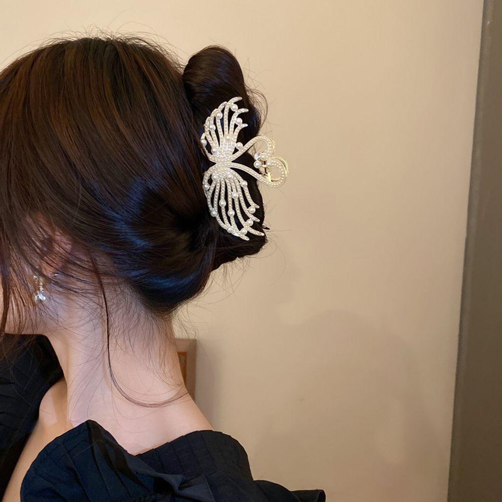 Agustina Wanita Cakar Rambut Hiasan Kepala Vintage Mutiara Temperamen Zirkon Rambut Kepiting Klip Kristal Hiu Klip