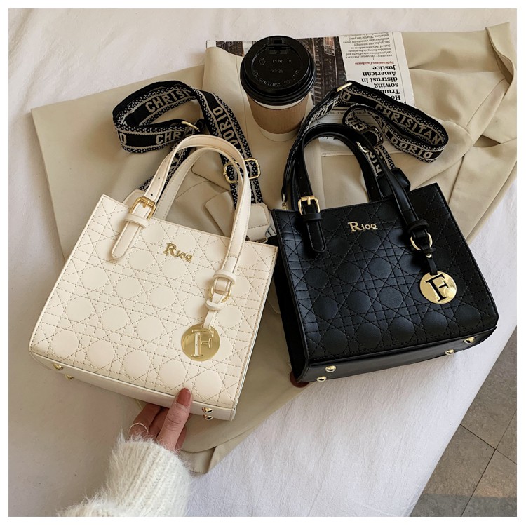 (2PC BISA IKG)GTBI99885719  New Arrival  !!!  Tas Selempang  Tas Wanita Import  Premium Terbaru