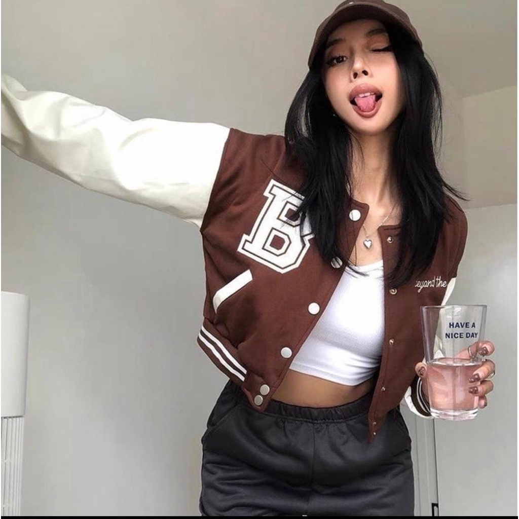 JAKET WANITA BEYAND CROP BASEBALL // JAKET VERSITY ALA KOREA PREMIUM // ATASAN WANITA FLEECE TEBAL HALUS KECE TERBARU,