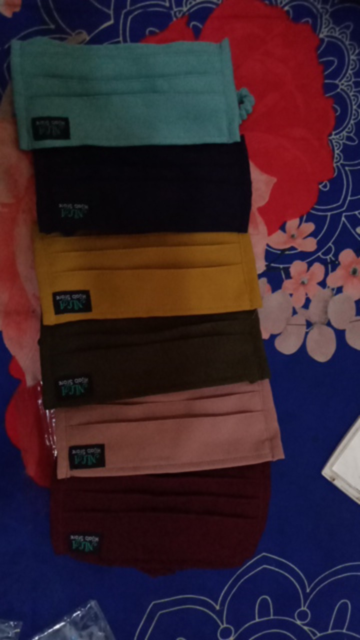 Masker Kain Serut Hijab Terbaru/masker Headloop Bahan Diamond Crepe / Ecer Grosir Nila Hijab Store