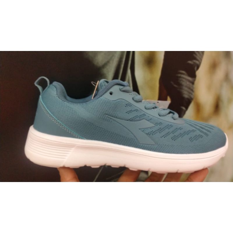 Sepatu Diadora Argueno tosca Original