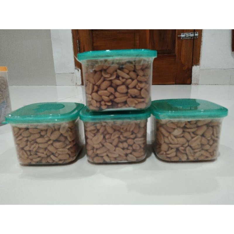 

Kacang Gawil KACANG TANAH GORENG RASA BAWANG GURIH 300 GRAM / KACANG TANAH GORENG RENYAH ENAK / KACANG TANAH GORENG SPECIAL / KACANG TANAH GORENG PRESS / KACANG TANAH GORENG MURAH