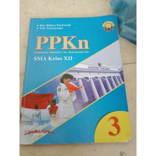 ppkn sma kelas XII/3/12 yudhistira