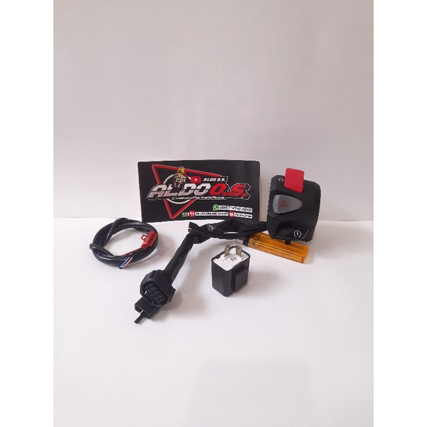 Holder Saklar Kanan PCX Original PNP All New Scoopy 2021 K2F