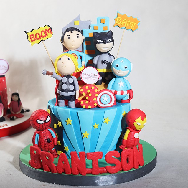 

Kue Ulang Tahun Avengers Fondant 20 cm / MOHON BACA KETERANGAN