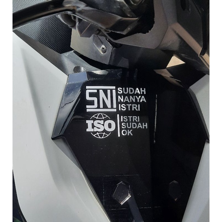 stiker unik cutting SNI ISO sudah nanya istri lucu motor vario mobil kaca