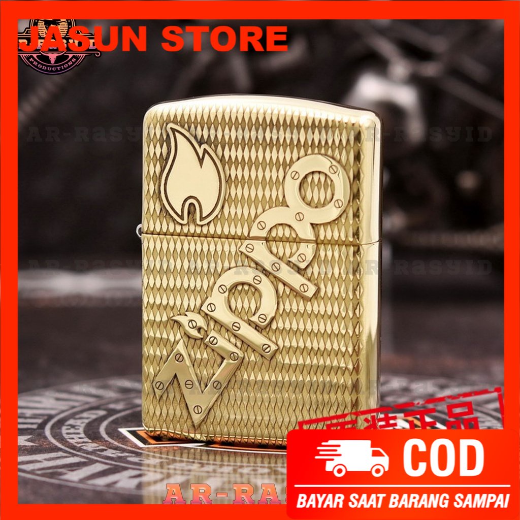 Korek Api Minyak Zippo Gold Ukir Motif Bolt Flame Logo Zippo 168 3962-1