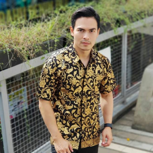 HEM BATIK PENDEK TERANG BULAN