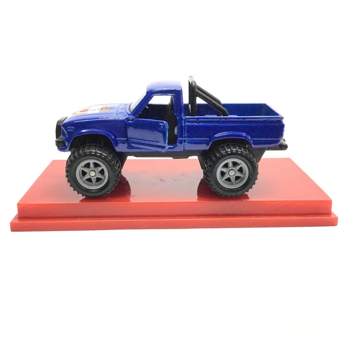 Tomica Event Model Toyota Hilux Bigfoot Dinosaurus