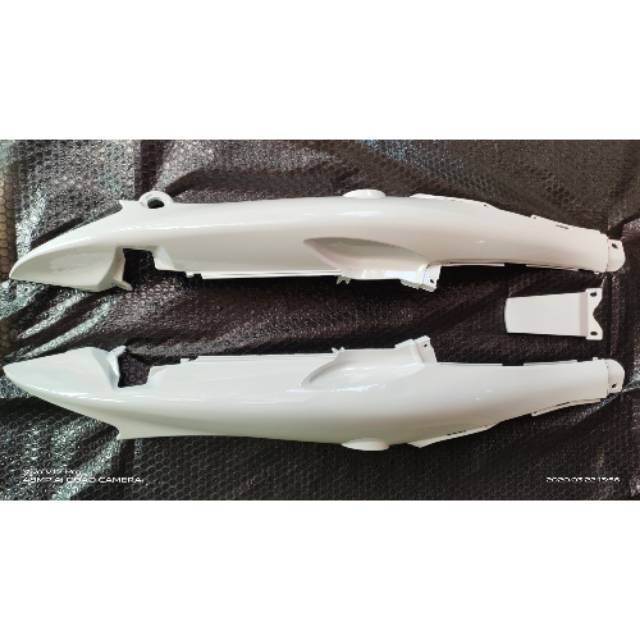 Body samping jupiter z lama warna putih