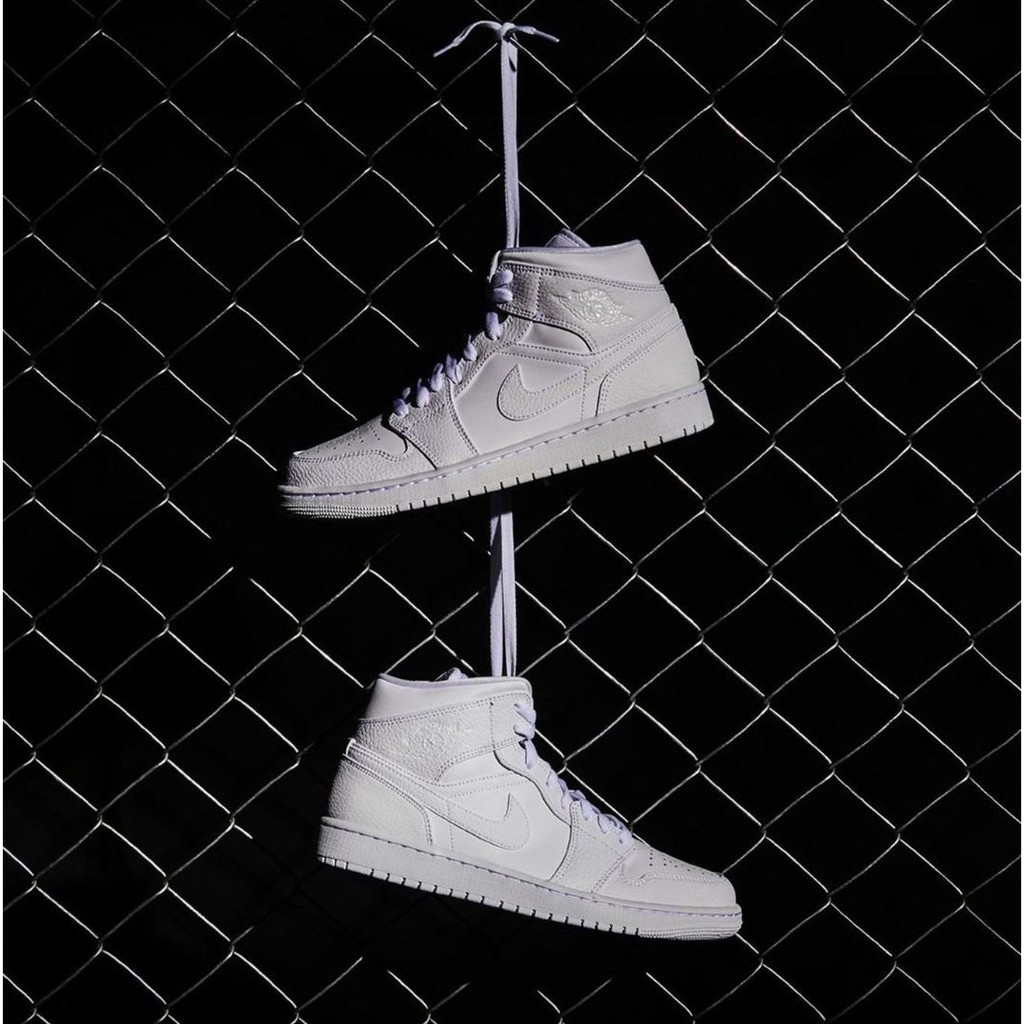 Air Jordan 1 'Triple White'