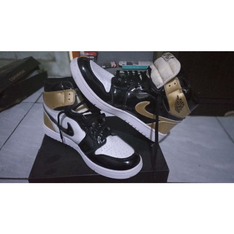 Nike Air Jordan 1 Retro High NRG Patent Gold