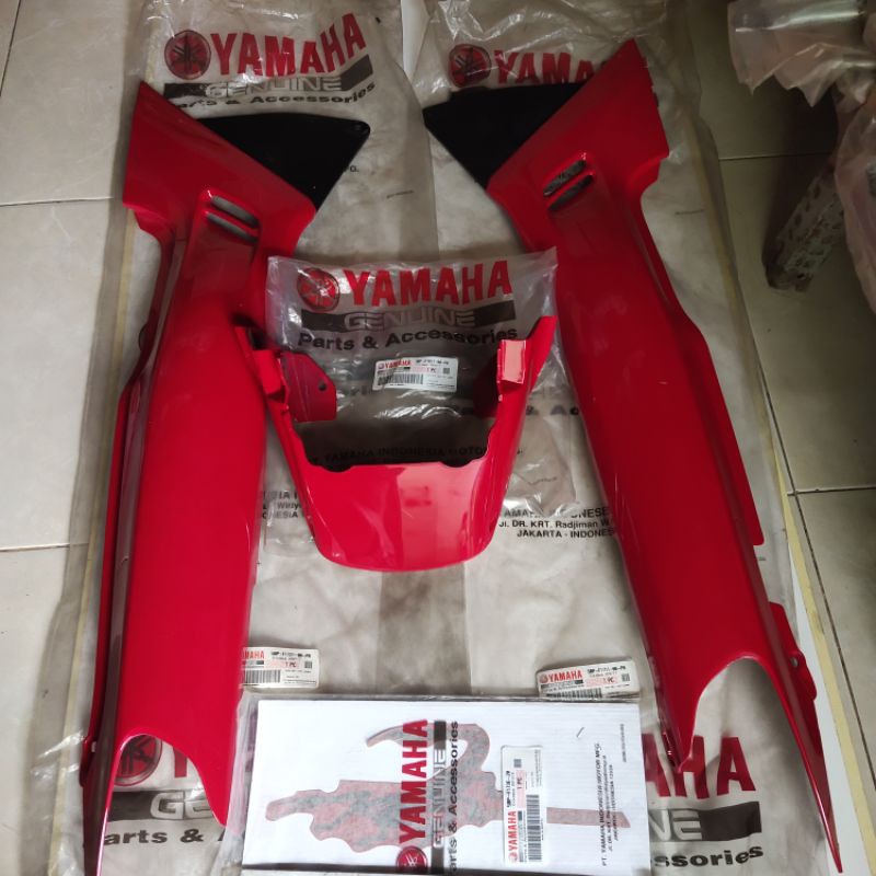 cover body samping Yamaha Scorpio G 2002 fulset dan emblem kalajengking nya merah Cabe VRC Original