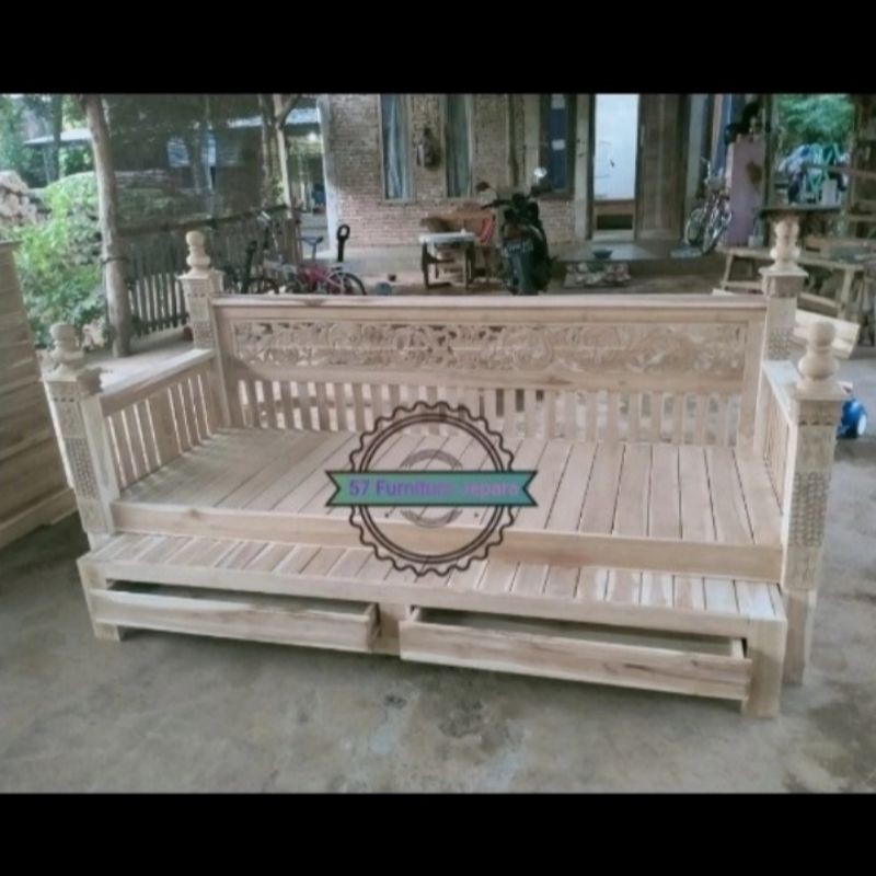Daybed Bale Tingkat Jati - Kursi Tamu Panjang Susun Mebel Jati Jepara Mentahan