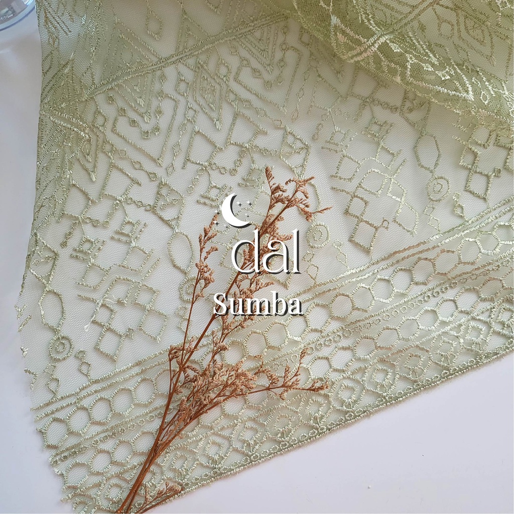 Sampel Handfeel Kain Brukat Ukuran 15 cm