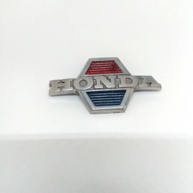 Emblem Sayap Honda C70