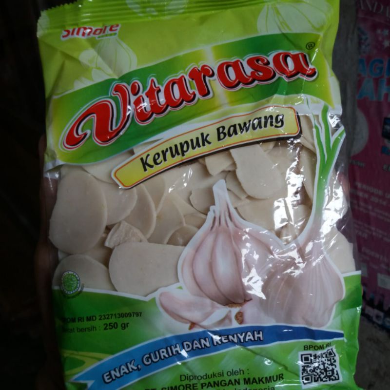 

Kerupuk bawang 250 gram