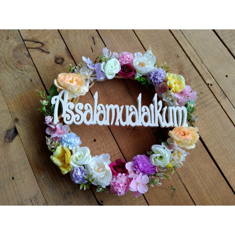 hiasan pintu / rangkaian bunga / ring rotan /ring hias/tlulisansalam