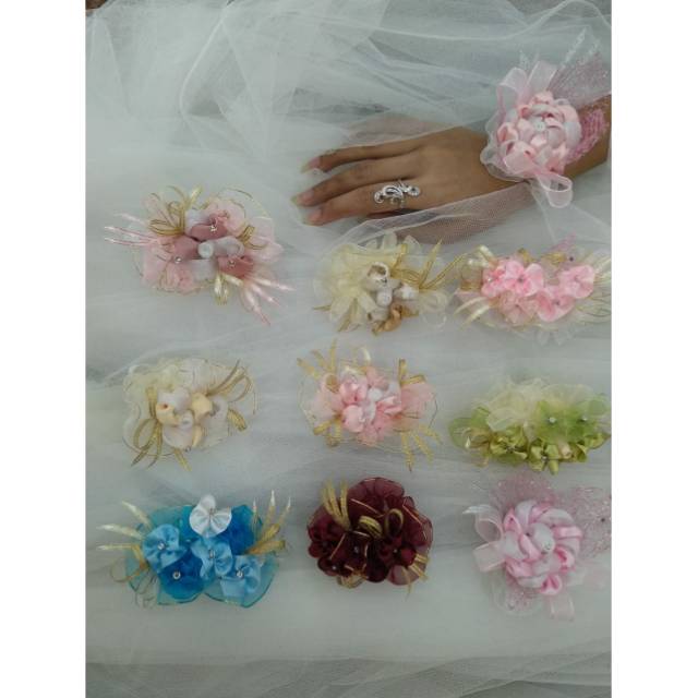 WRIST CORSAGE HAND CORSAGE WEDDING CORSAGE BRIDEMAID CORSAGE KORSASE TANGAN BUNGA TANGAN