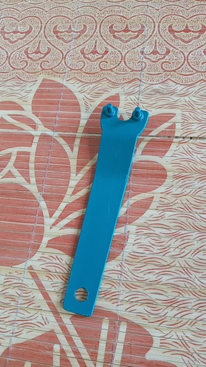 Kunci Gerinda Tangan